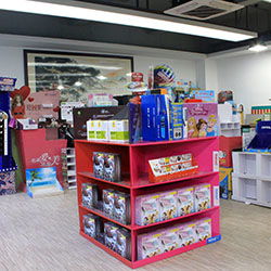 深圳寶紙展示架 十五年專業設計生產經驗，提供優質紙貨架與倉儲服務